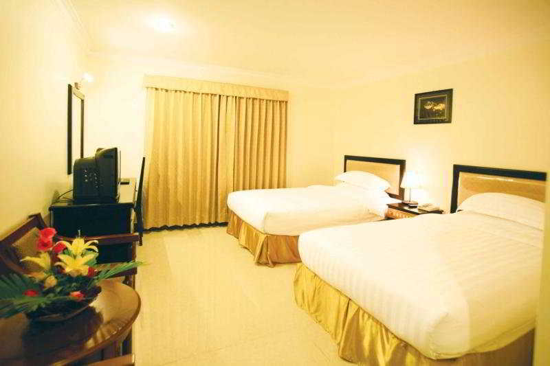 Cardamom Hotel & Apartment Phnom Penh Exterior foto