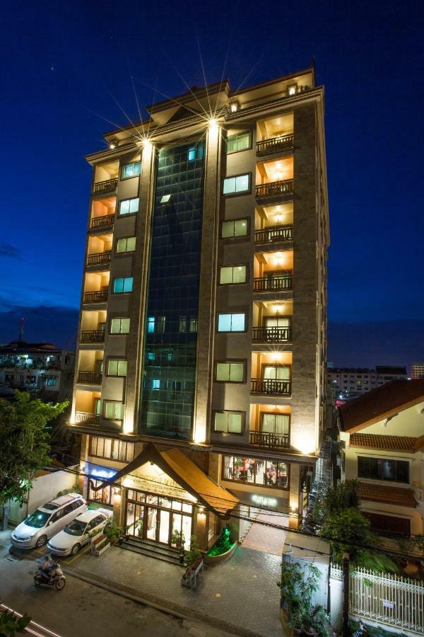 Cardamom Hotel & Apartment Phnom Penh Exterior foto